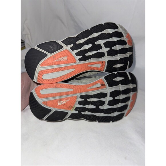 Altra Torin 5 Gray Coral Zero Drop Running Shoes AL0A548I007 Women's Size 7 - Picture 7 of 7